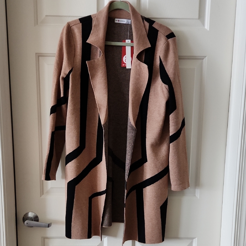 89th & Madison Tan and Black Cardigan